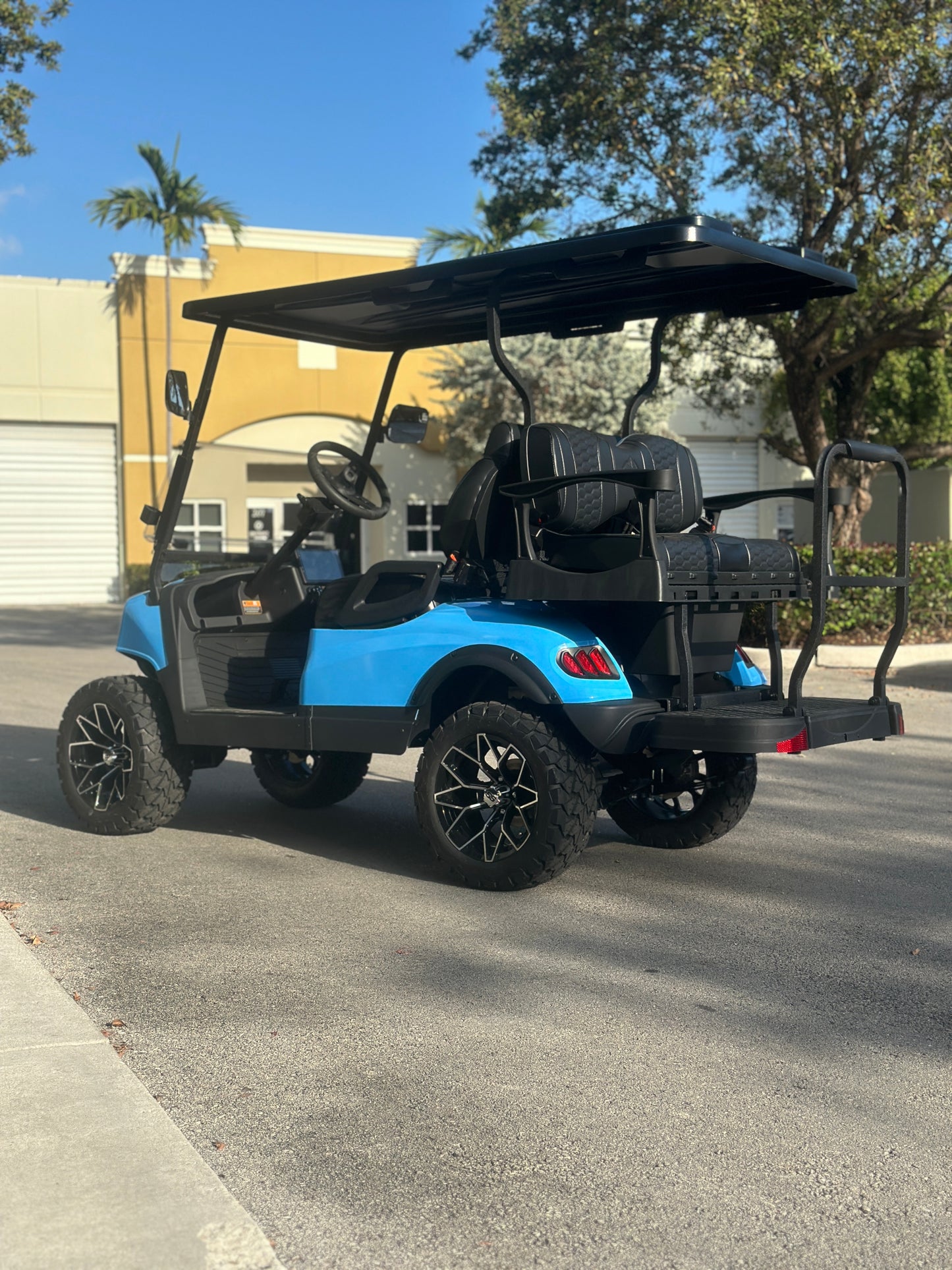 2024 Sierra AX2
