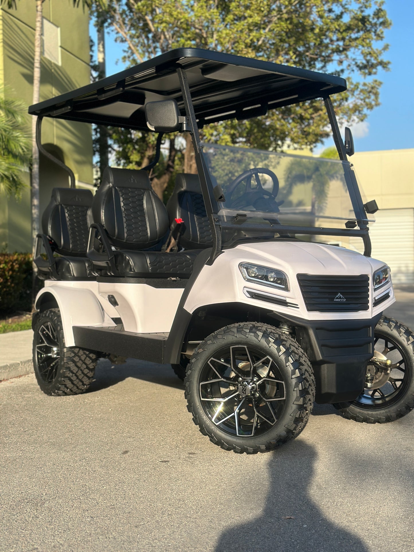 2024 Sierra AX4